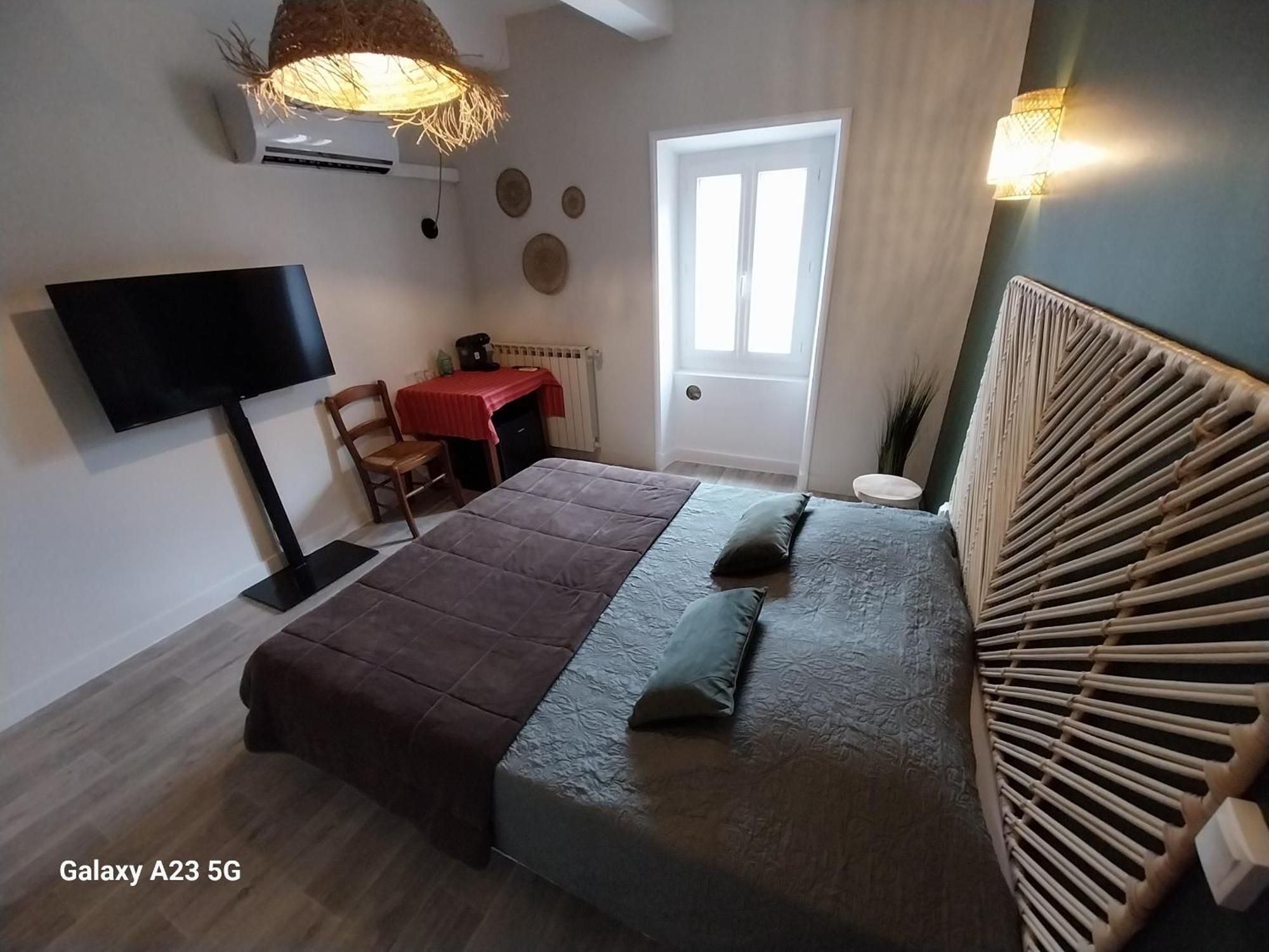 Le 18 By Benson Hotel โบลแลน ภายนอก รูปภาพ